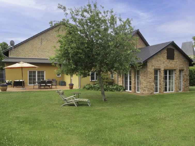 Semesterhus Landhaus Sükow