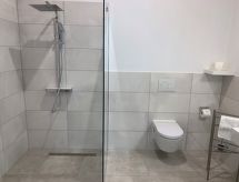 Licht studio-appartement met terras en weids uitzicht in Elskop - thumbnail 5
