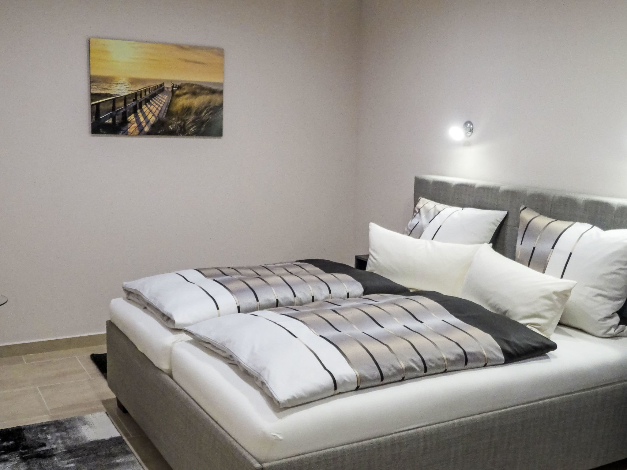 Modern eingerichtete Suite mit Terrasse - Inside