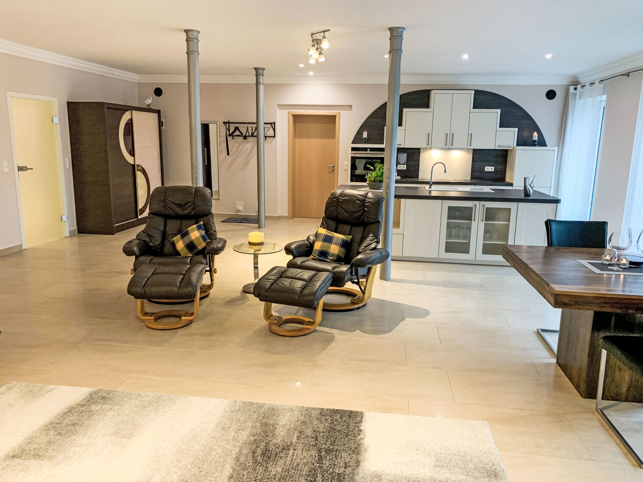 Modern eingerichtete Suite mit Terrasse - Inside