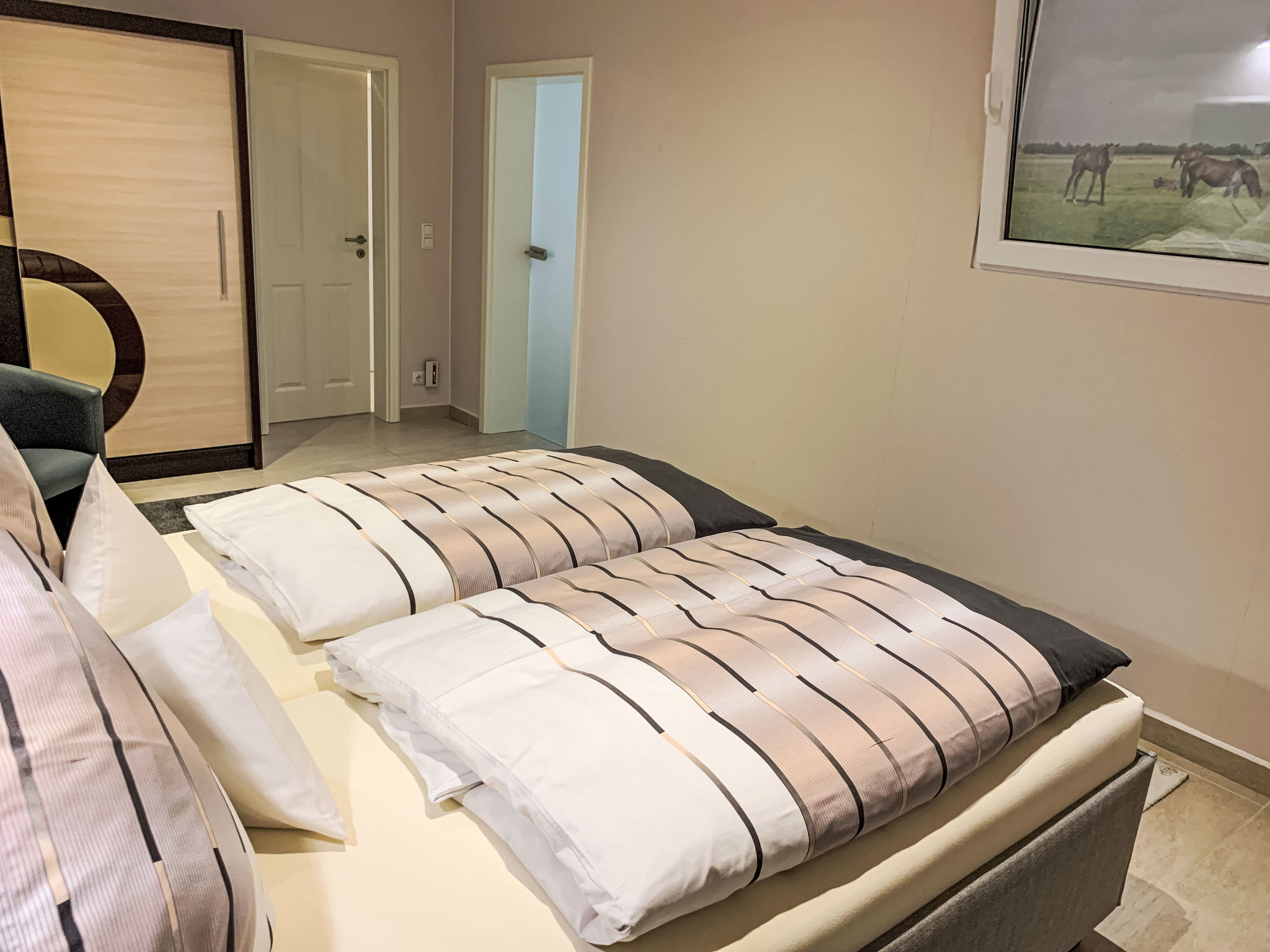 Modern eingerichtete Suite mit Terrasse - Inside
