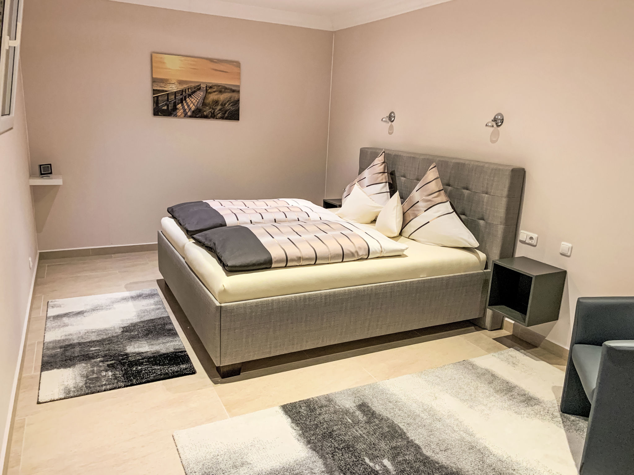 Modern eingerichtete Suite mit Terrasse - Inside