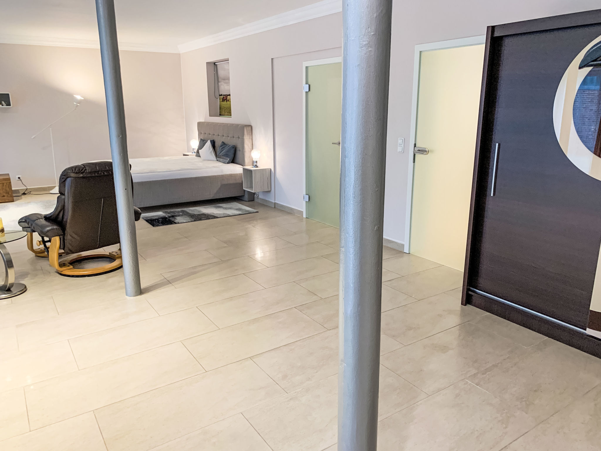 Modern eingerichtete Suite mit Terrasse - Inside
