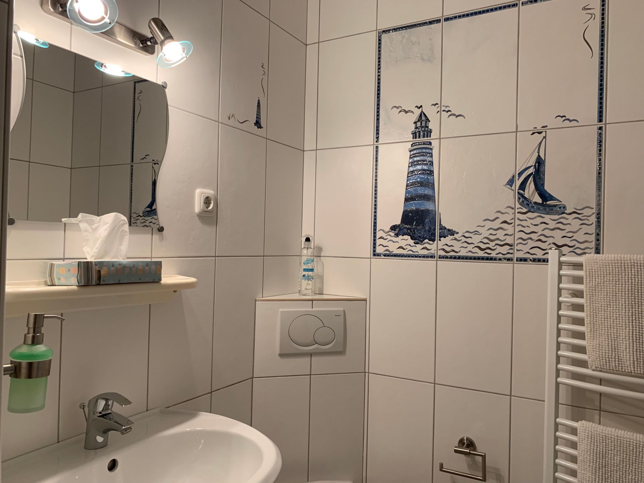 Elbe-Ferienwohnung mit Terrasse nah am Zentrum-Binnen