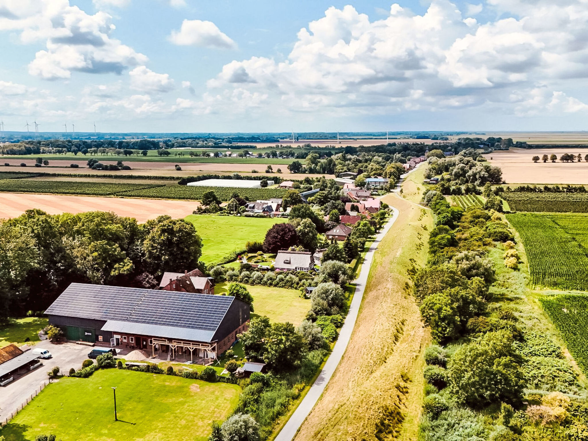 Hundegutshof - Draußen