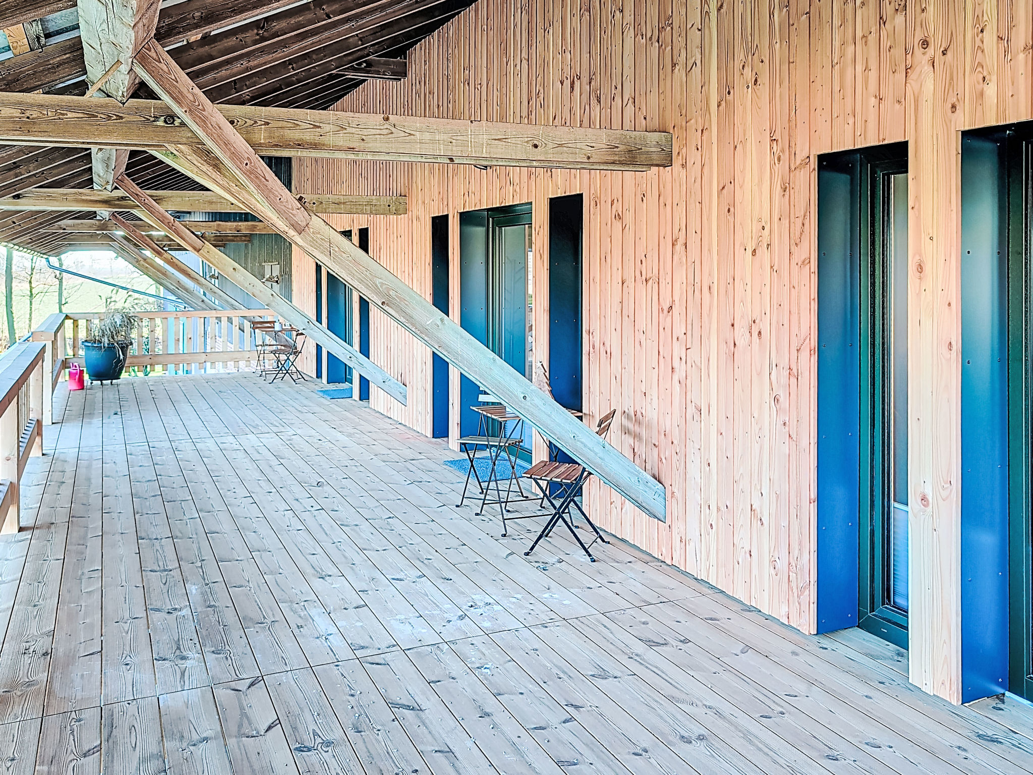 Hundegutshof - Draußen