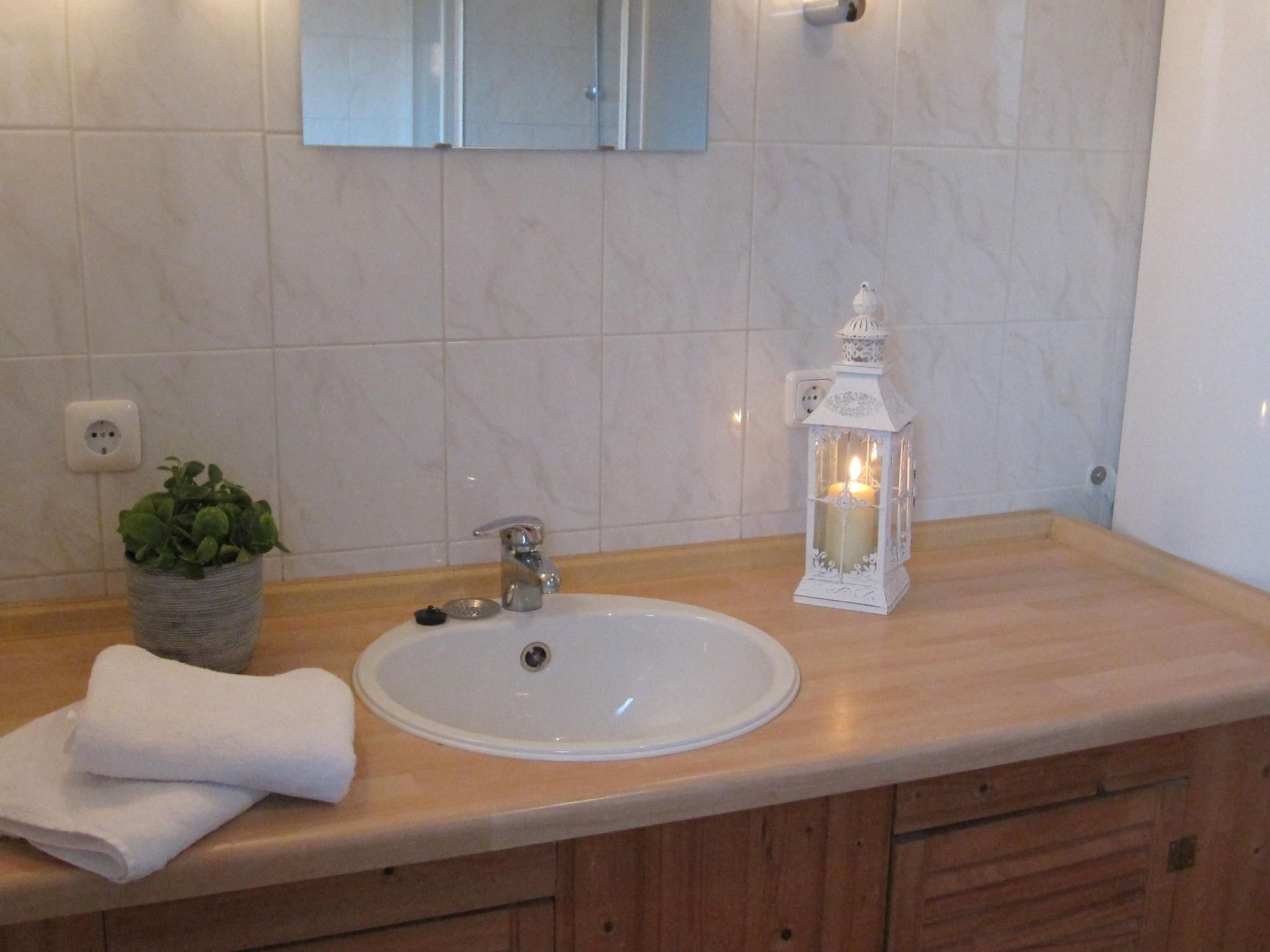 Großes Ferienhaus in Müggendorf mit Garten-Image-tags.info