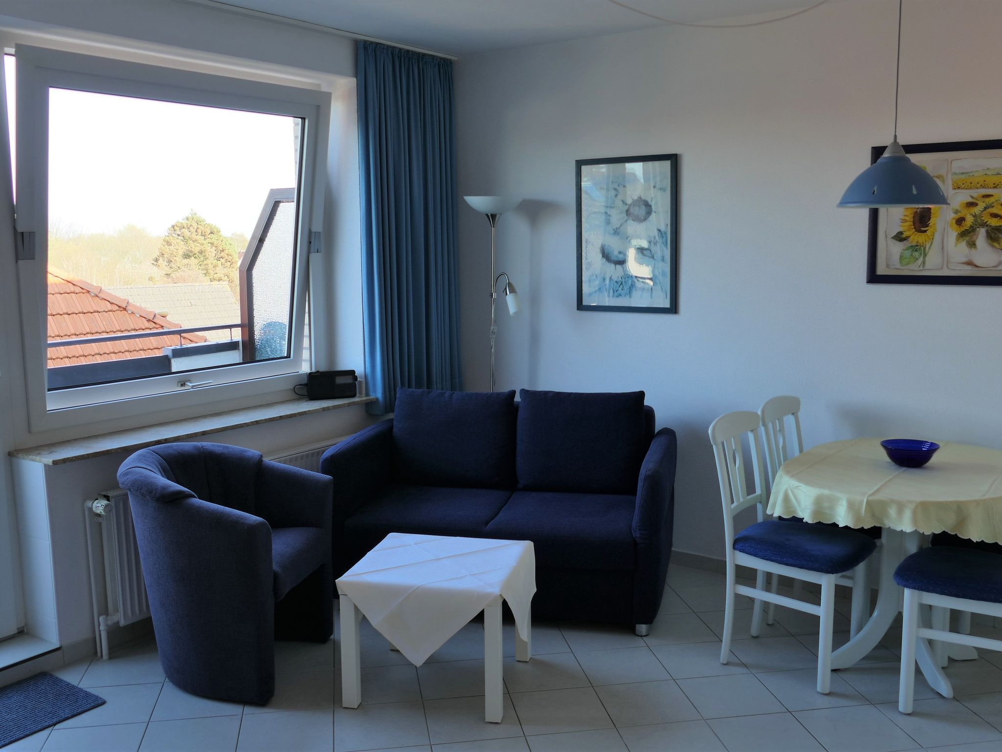 Wohnung auf der zweiten Etage — view 1 of 22