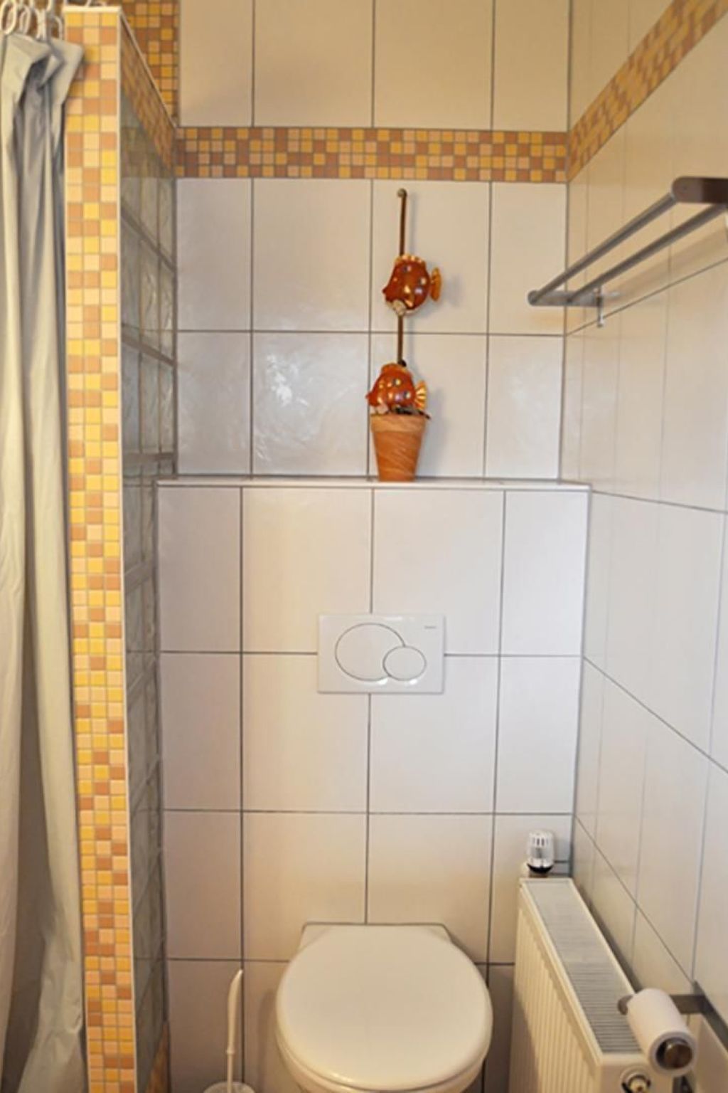 Sonniges Ferienhaus hinter dem Deich-Binnen