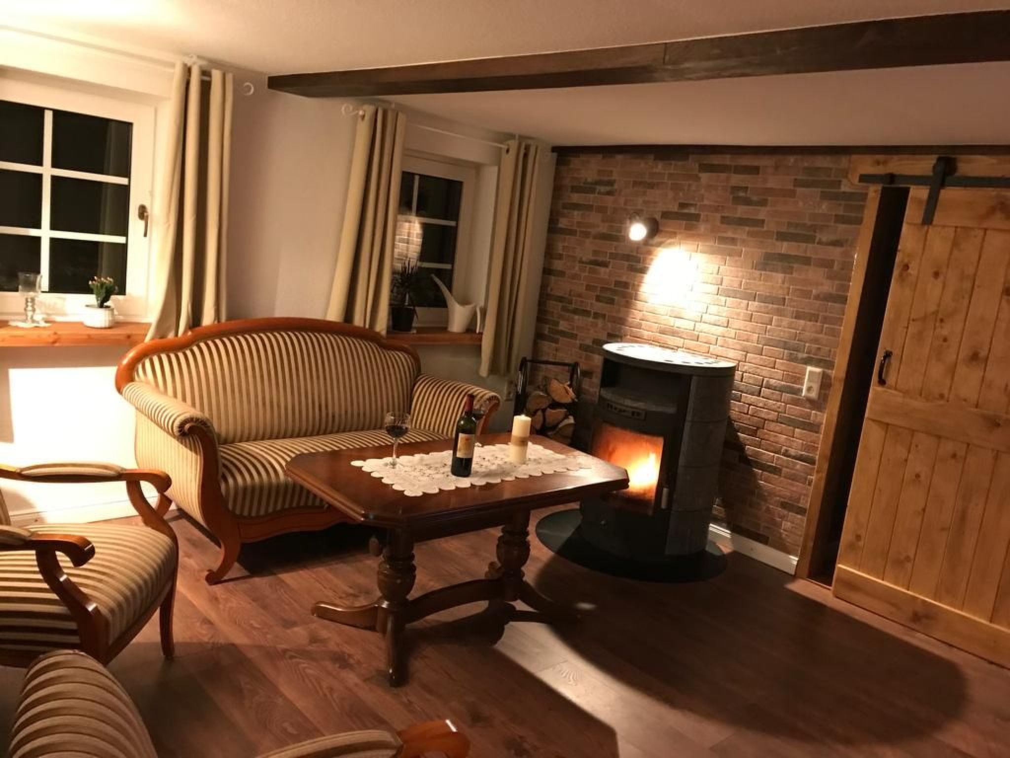 Gemütliches Reetdachhaus in Schleswig-Holstein-Binnen