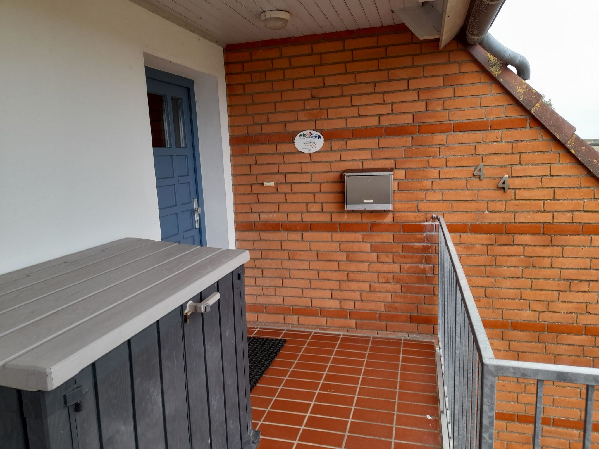 Moderne Ferienwohnung mit Balkon in Strandnähe