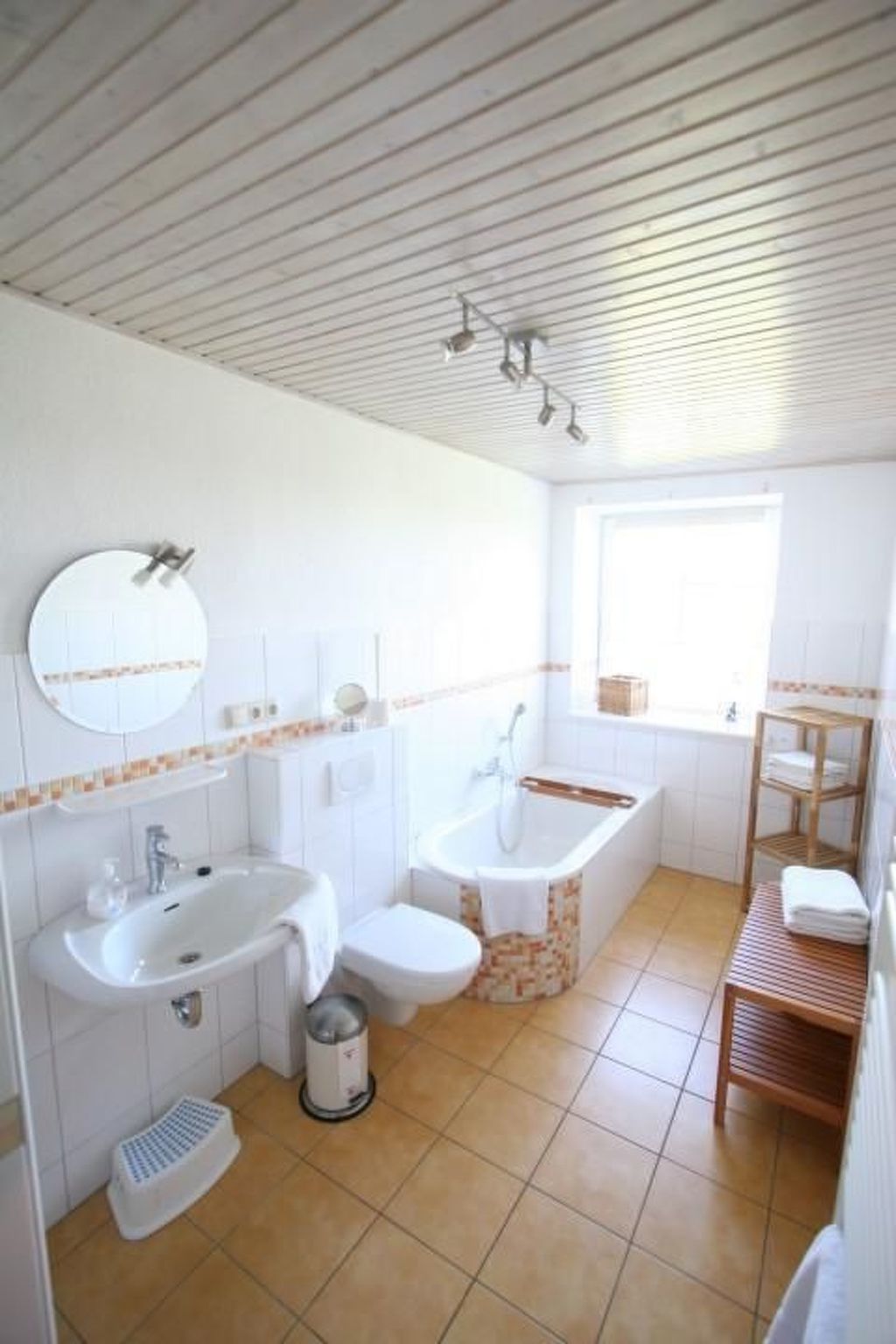 Röhe-Image-tags.info