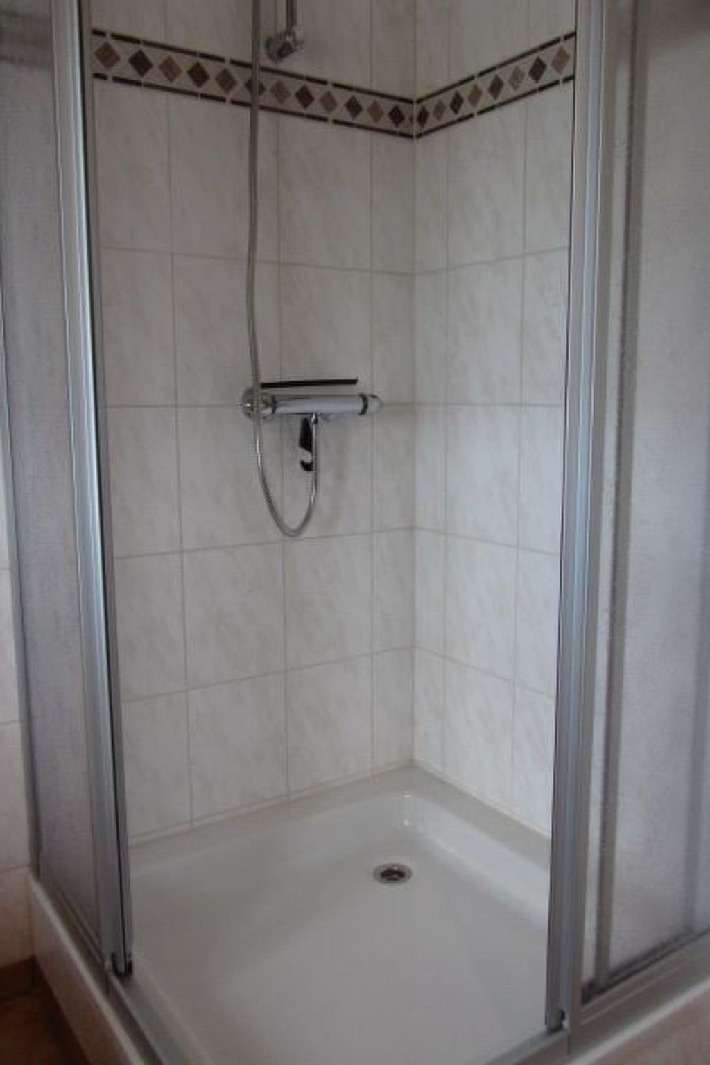 Sonnige Ferienwohnung in ländlicher Umgebung-Binnen