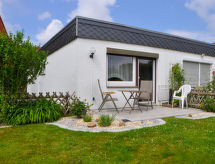 Knus appartement met omheinde tuin, vlakbij strand en centrum Büsum - thumbnail 1