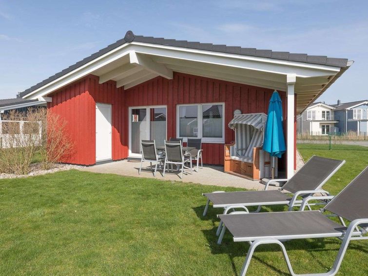 "Hallig Hooge", huis 3-kamers 85 m2, op de begane grond. Comfortabel en smaakvol ingericht: woon-/eetkamer met zwedenkachel en Sat-TV (Flatscreen TV), radio en DVD. Uitgang naar het terras. 2 2-pers. ..