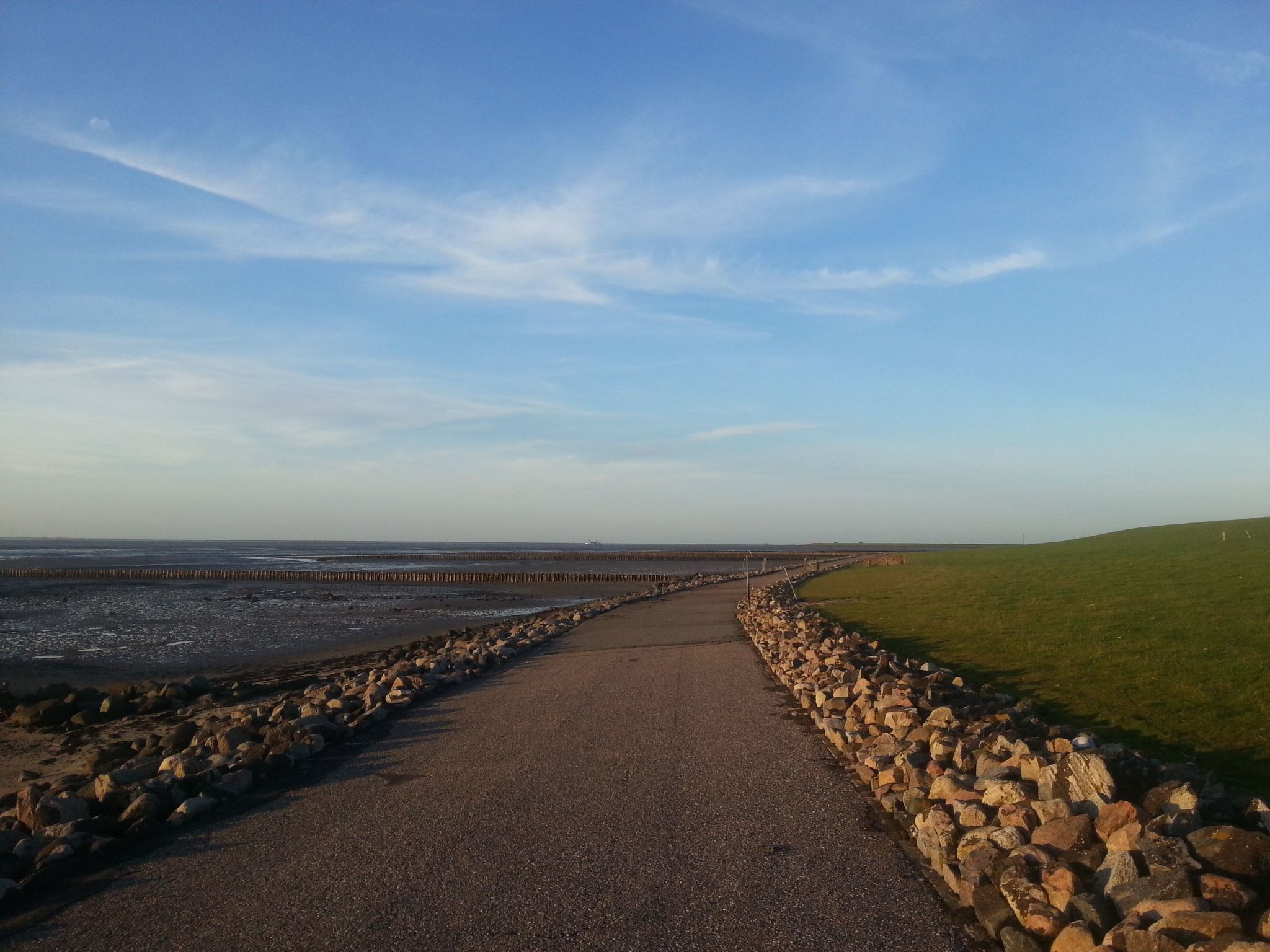 Wohnung in Osterdeich mit Terrasse und Garten-Binnen
