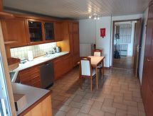 3 Zimmer 1. OG 100qm