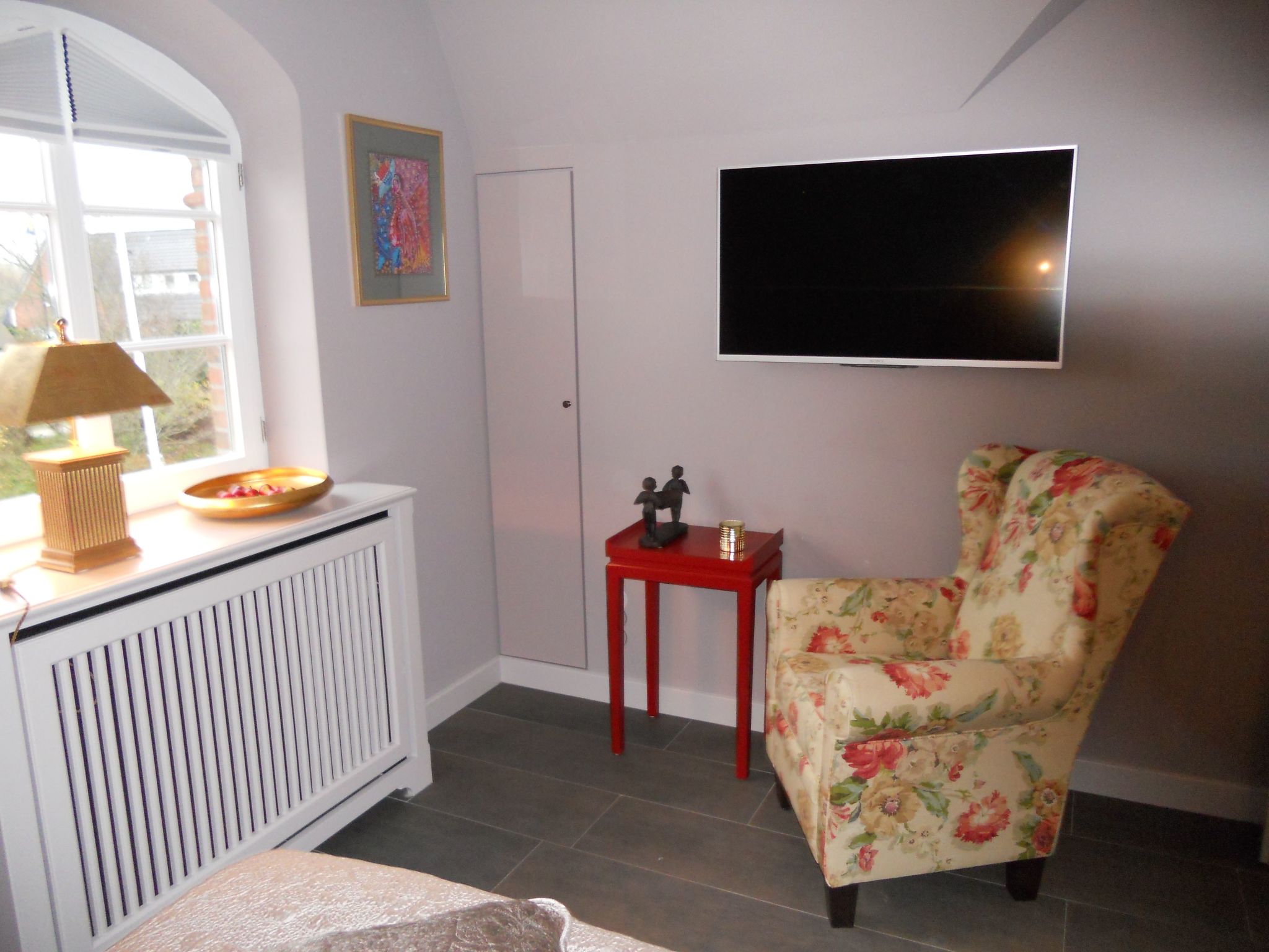 Wünderschöner Hausteil mit Garten-Binnen