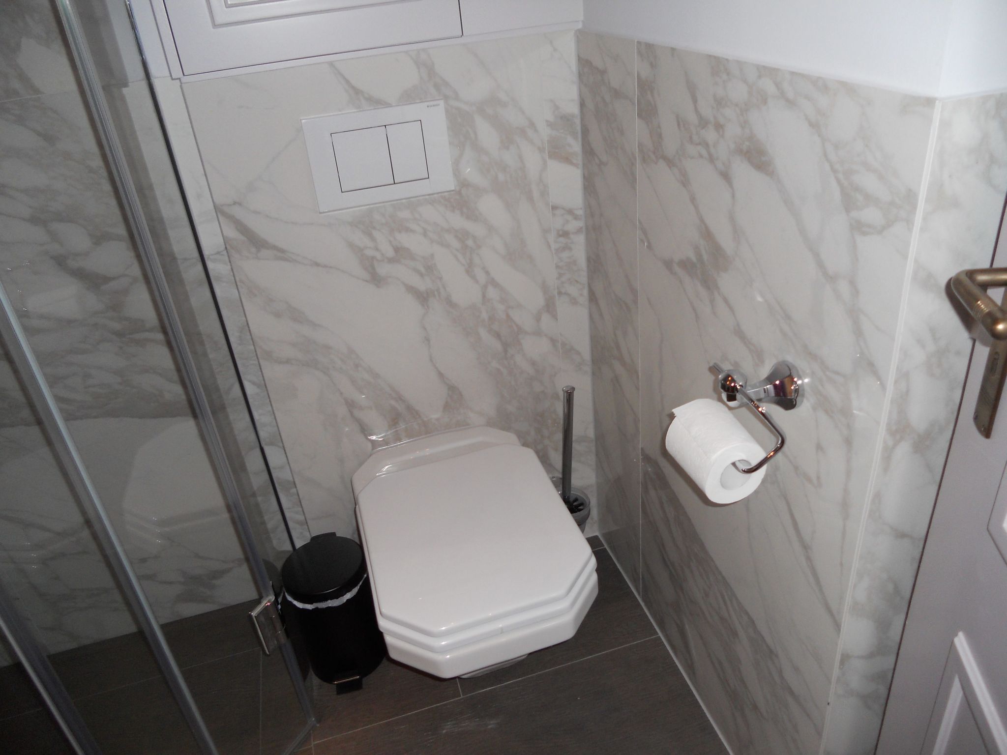 Wünderschöner Hausteil mit Garten-Binnen