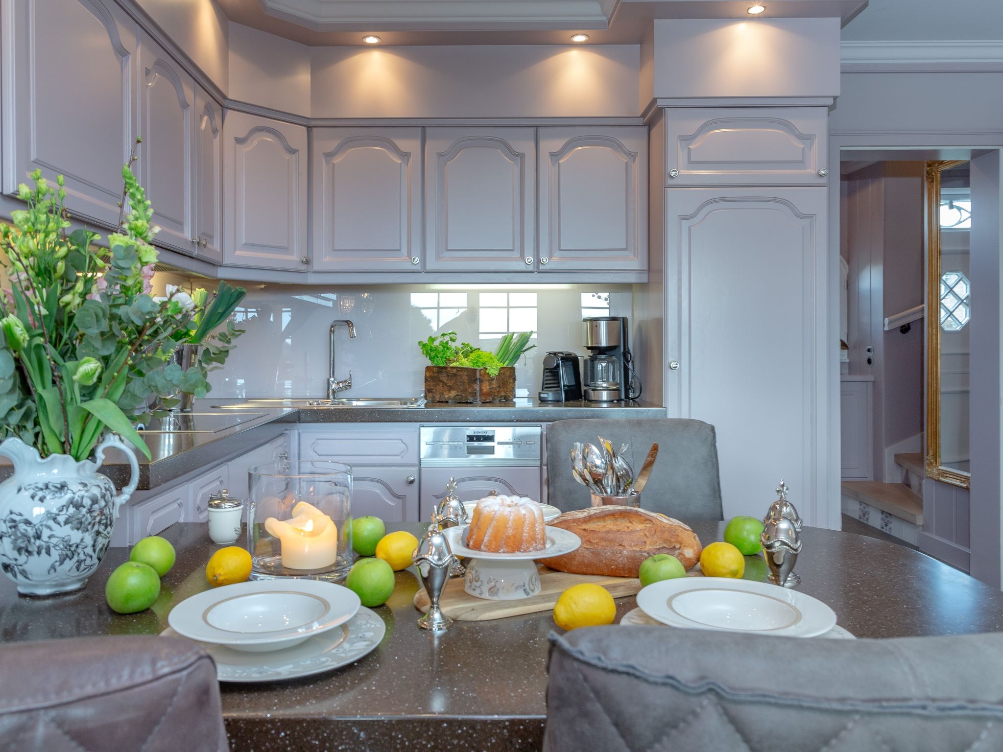 Wünderschöner Hausteil mit Garten-Binnen