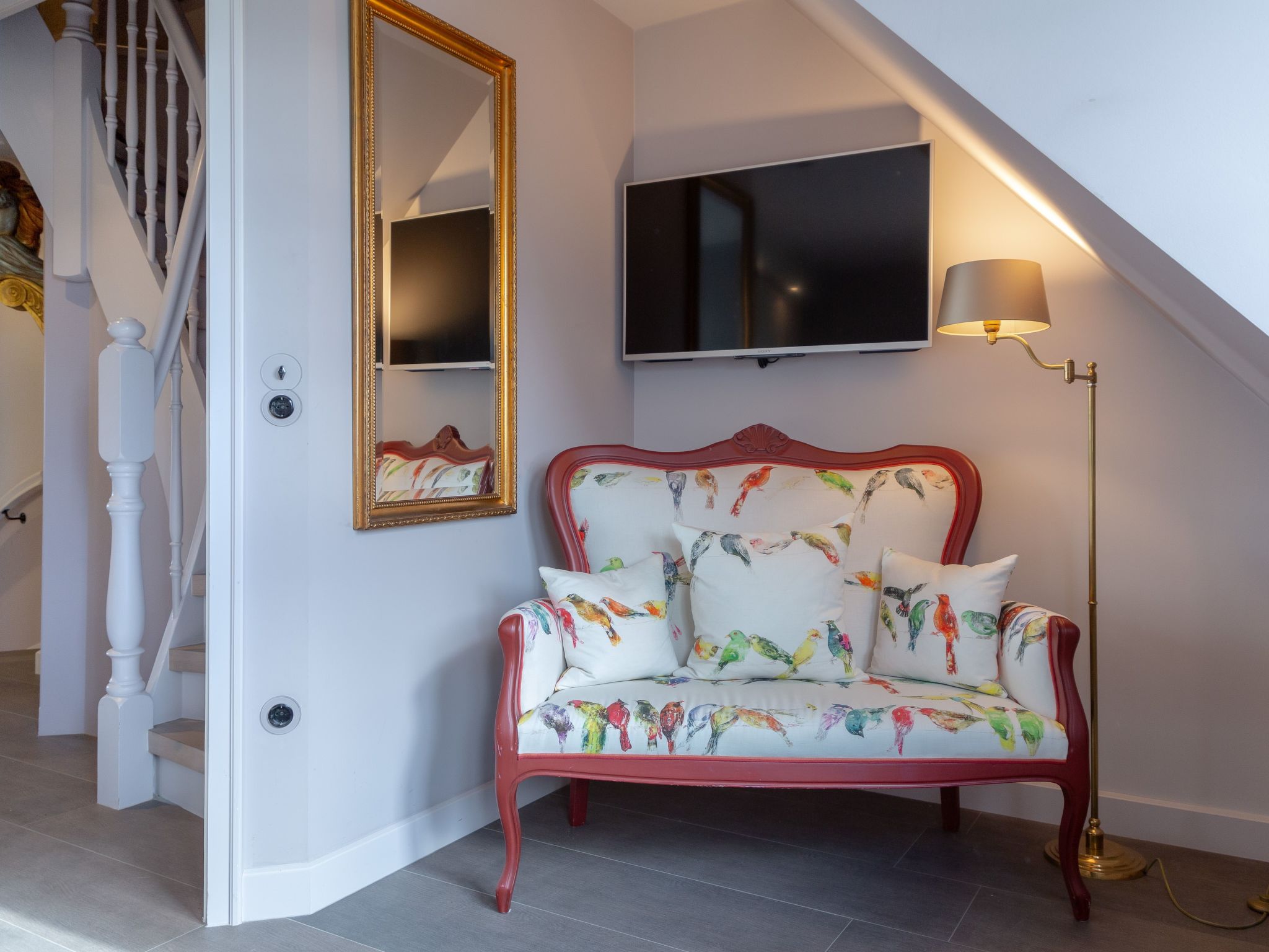 Wünderschöner Hausteil mit Garten