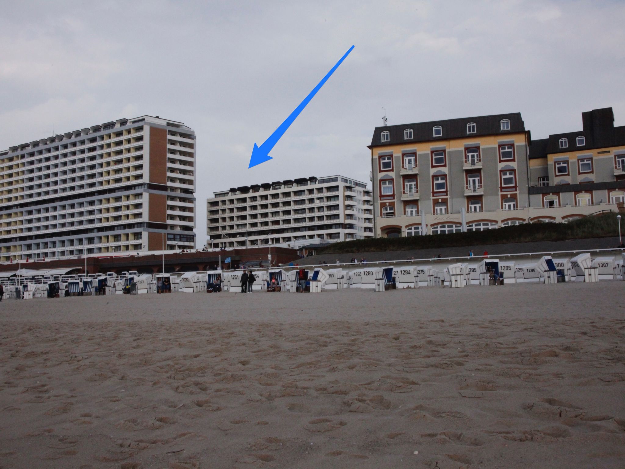 Moderne Wohnung in Westerland - Buiten