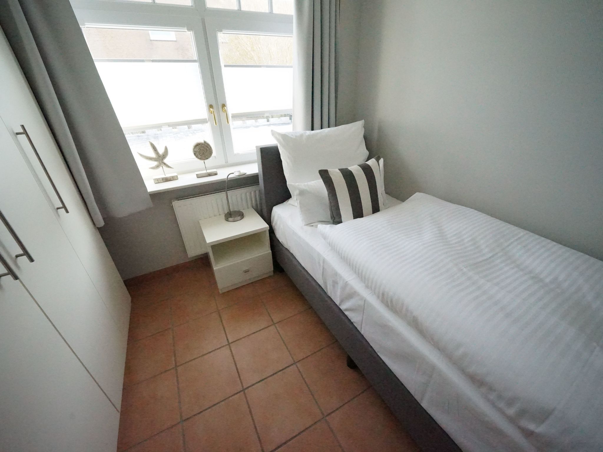 Helle Ferienwohnung mit sonniger Terrasse-Binnen