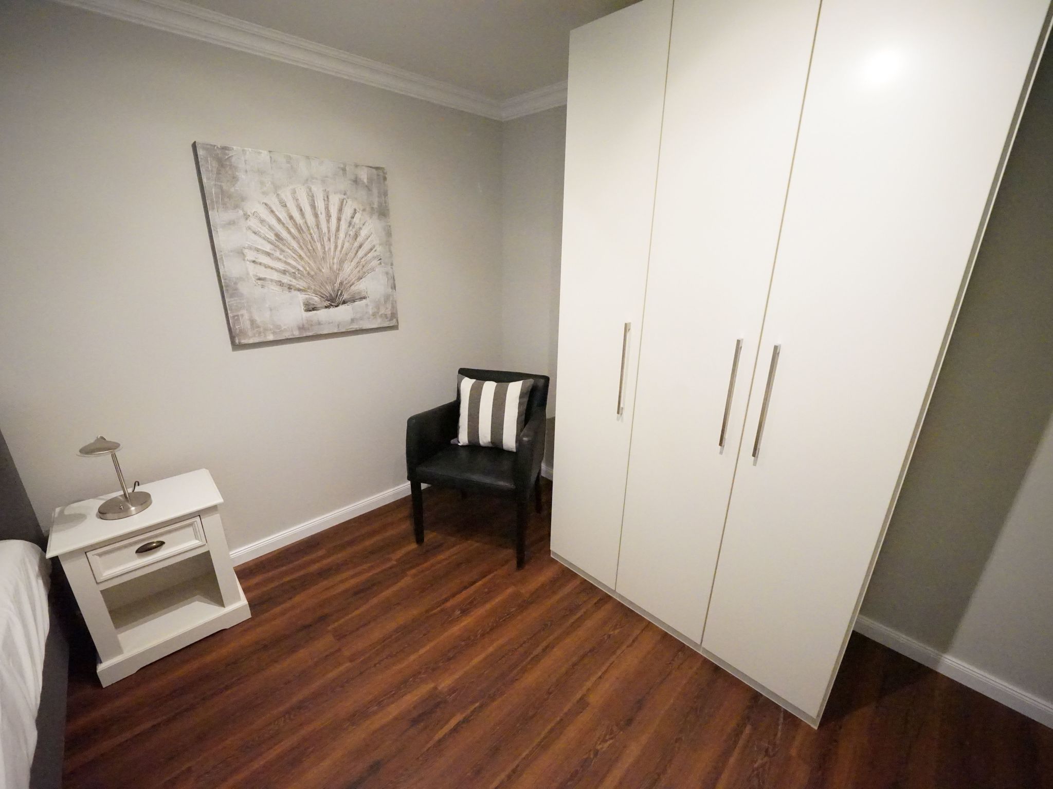 Helle Ferienwohnung mit sonniger Terrasse-Binnen