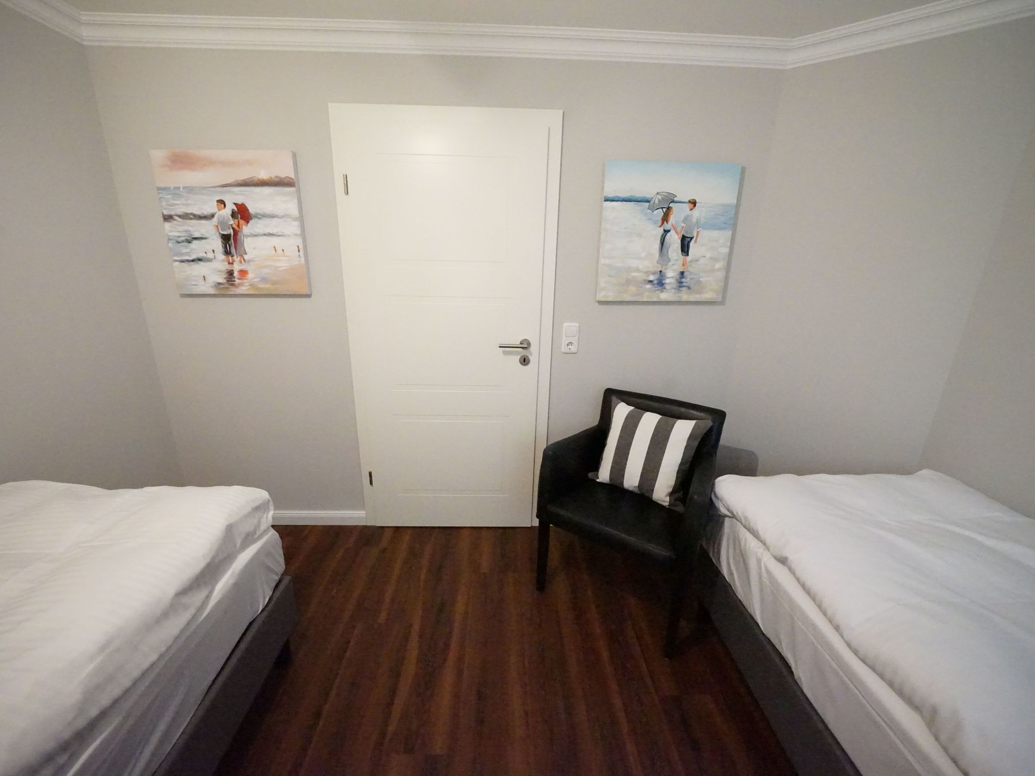 Helle Ferienwohnung mit sonniger Terrasse-Binnen