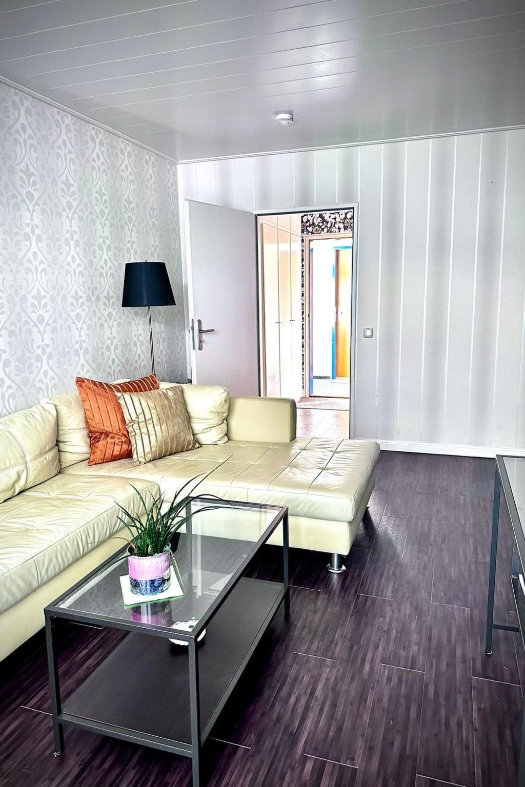 Erlebnisurlaub 2 — Living Room (1 of 23)
