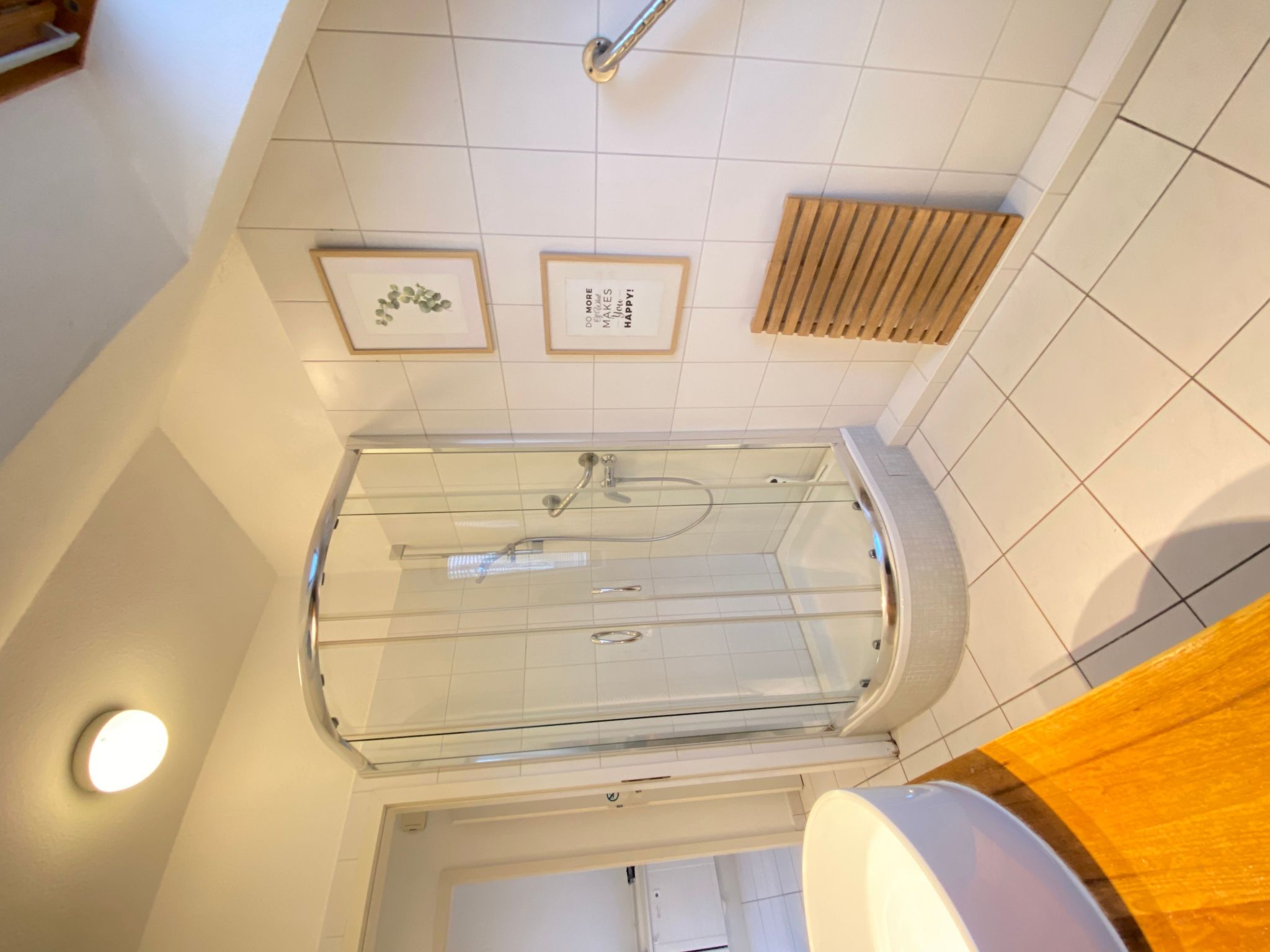 Mit Stellplatz mitten im Grünen-Binnen