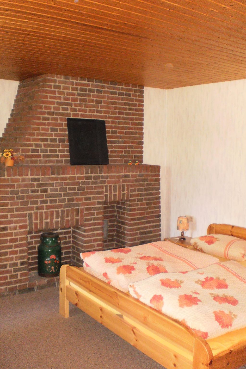 Your holiday accommodation is a family-run guesthouse that is very popular among regular guests. It is in a rural area, about four kilometres from the Baltic Sea beach, and has good public transport c..