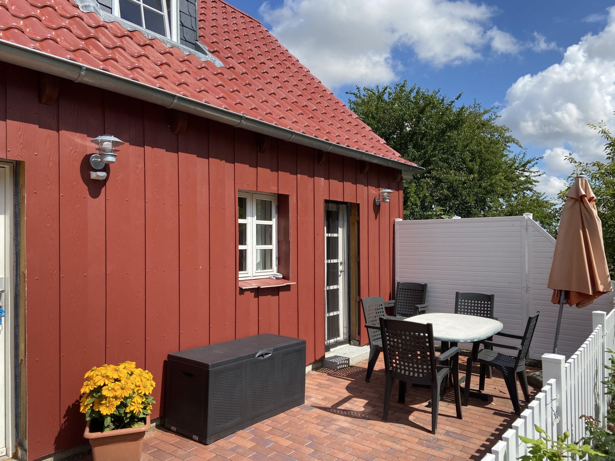 Haus in Zimmert mit Terrasse, Grill und Garten-Binnen