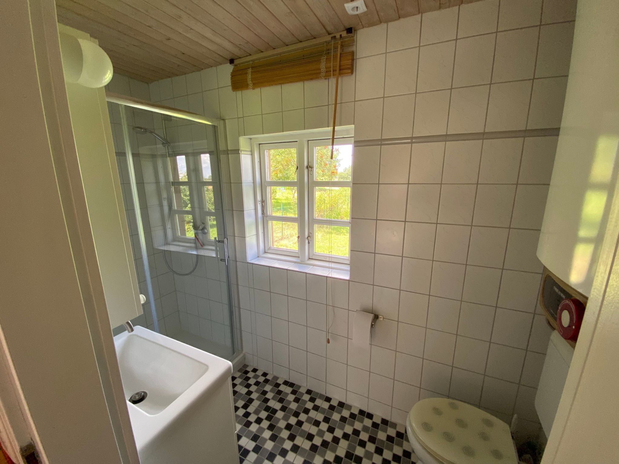 Haus in Zimmert mit Terrasse, Grill und Garten-Binnen