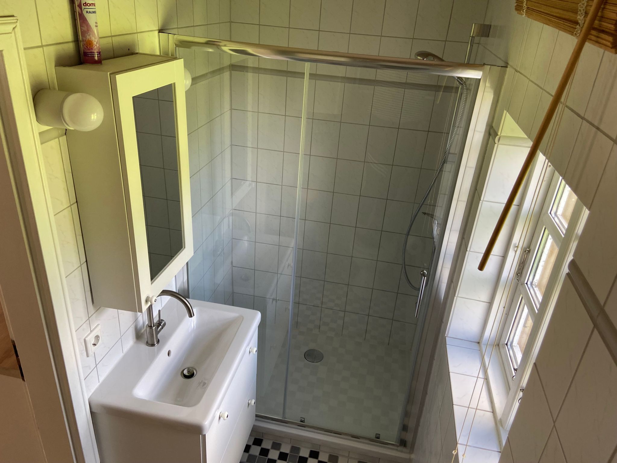 Haus in Zimmert mit Terrasse, Grill und Garten-Binnen