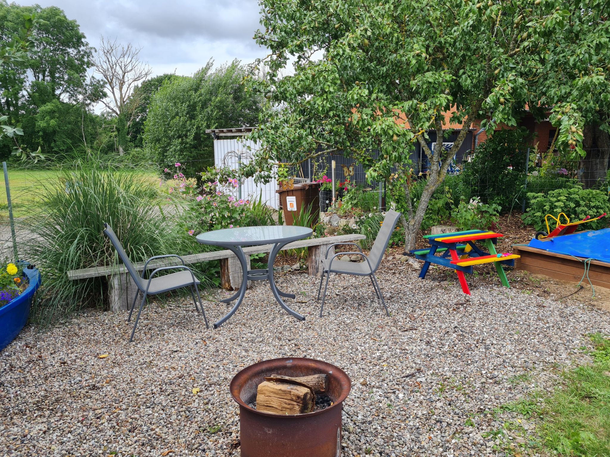 Wunderschöne Ferienwohnung mit Terrasse und Garten-Image-tags.info