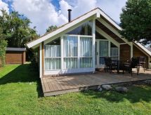 Vrijstaande bungalow Buhr nabij Oostzee met tuin en open haard - thumbnail 6