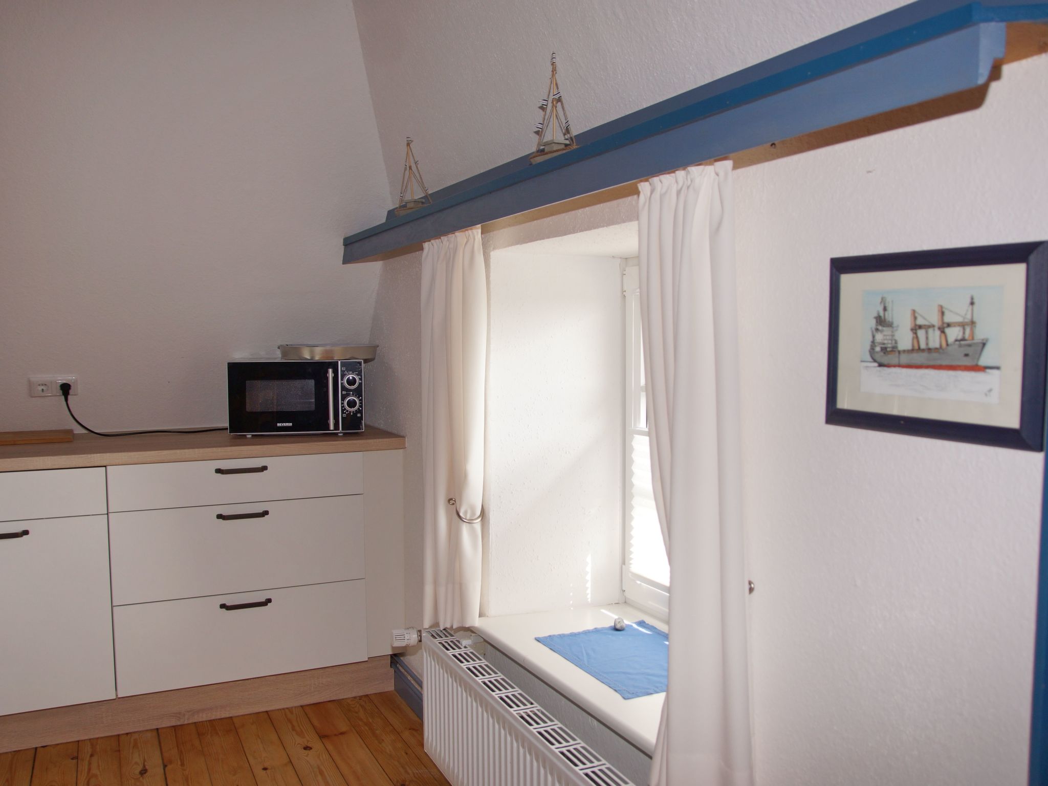 Zum Leuchtturm-Image-tags.info