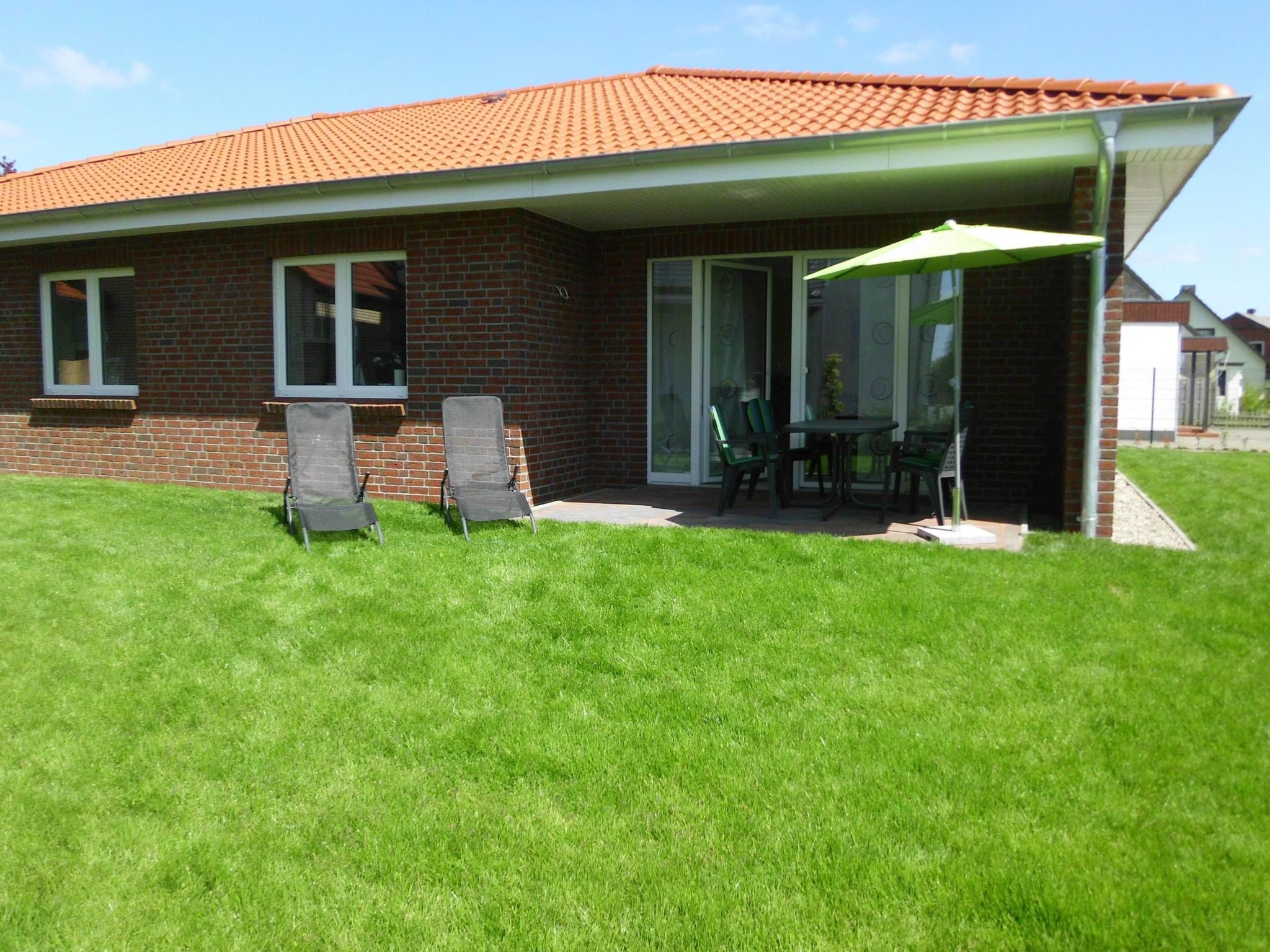 Barrierefreie FeHausHälfte mit Terrasse.