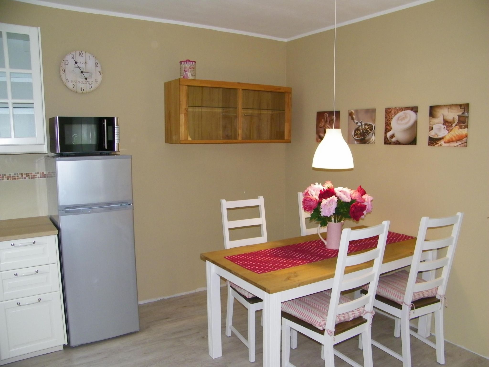 Barrierefreie FeHausHälfte mit Terrasse.-Binnen