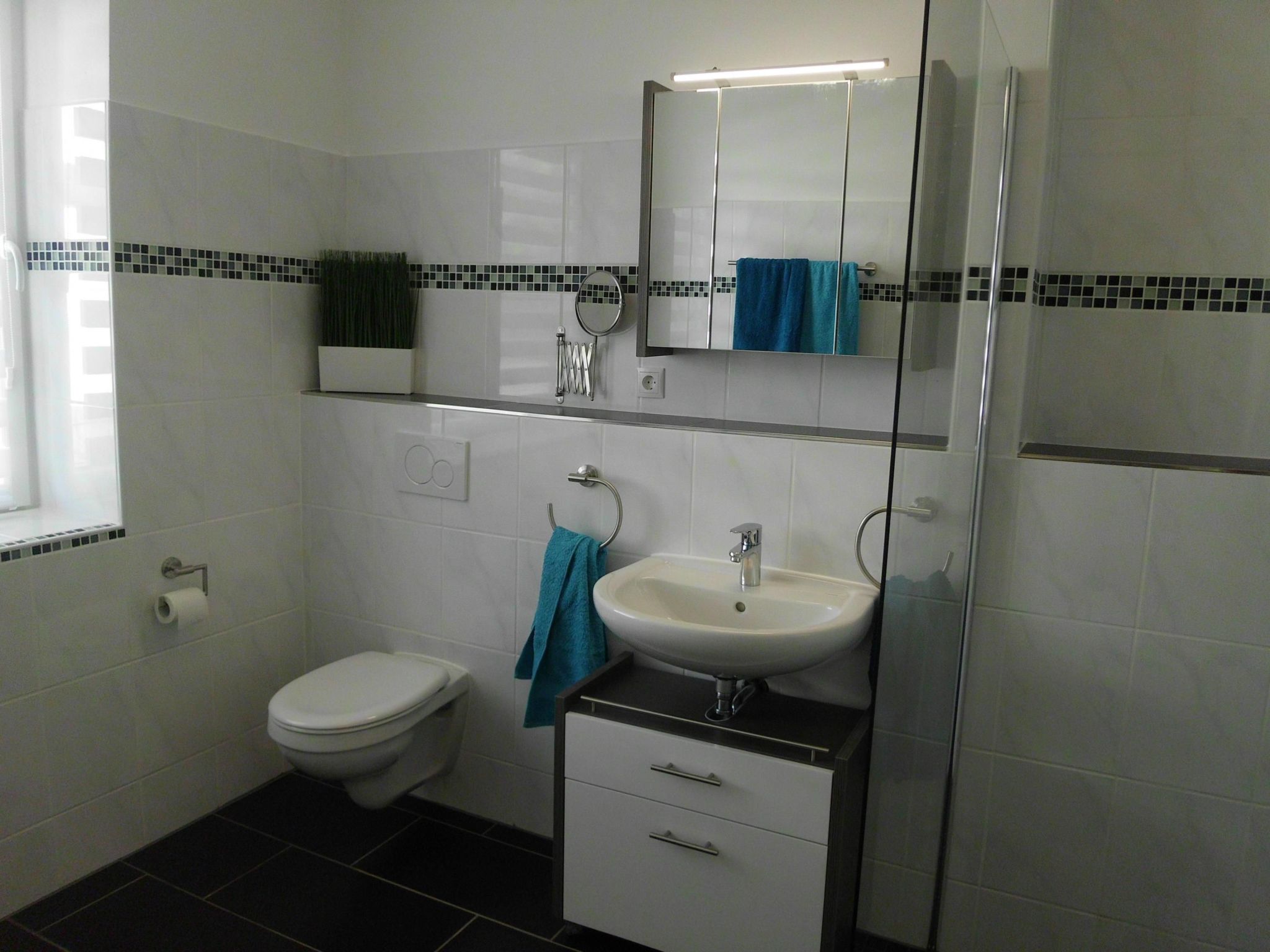 Barrierefreie FeHausHälfte mit Terrasse-Binnen