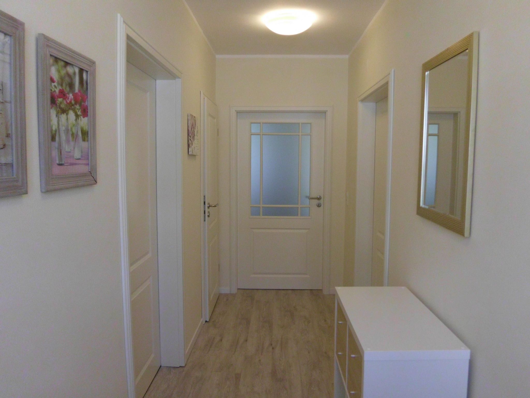 Barrierefreie FeHausHälfte mit Terrasse-Binnen