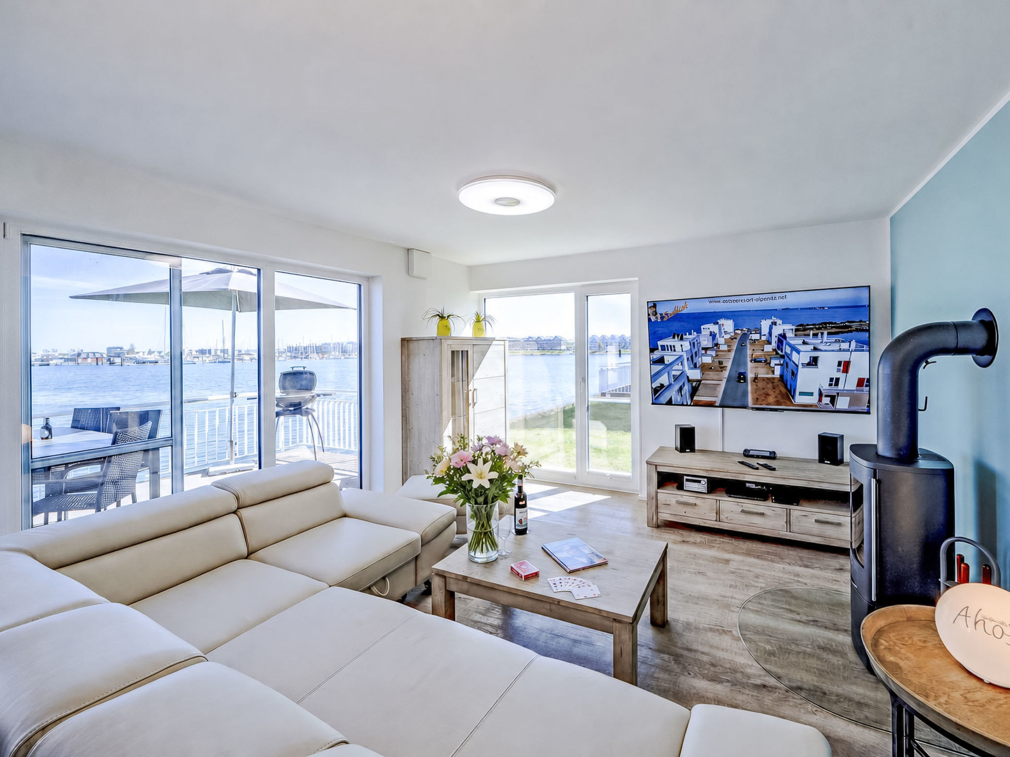 Ahoi — Living Room (1 of 37)