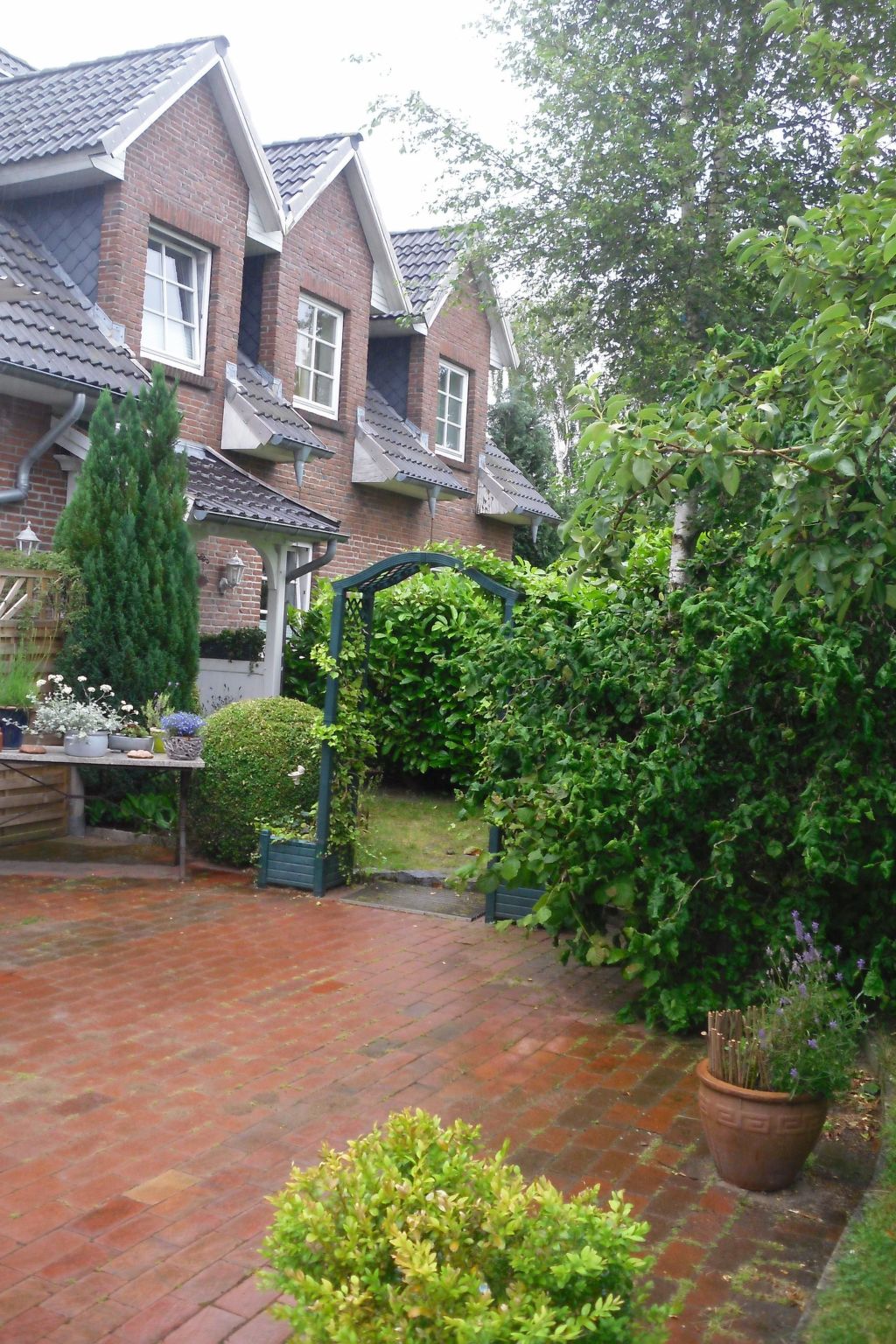 Modernisierte Ferienwohnung mit Balkon-Dedans