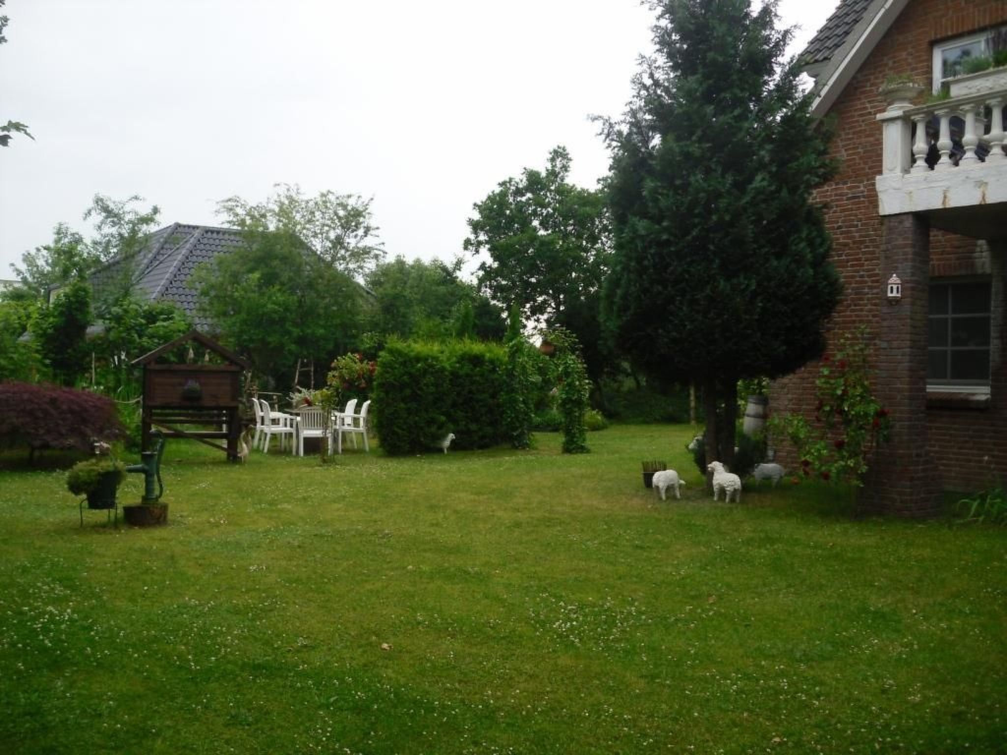 Modernisierte Ferienwohnung mit Balkon-Dedans