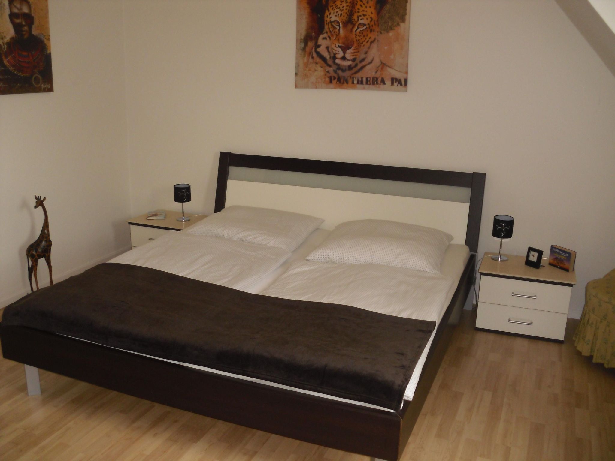 Modernisierte Ferienwohnung mit Balkon-Dedans