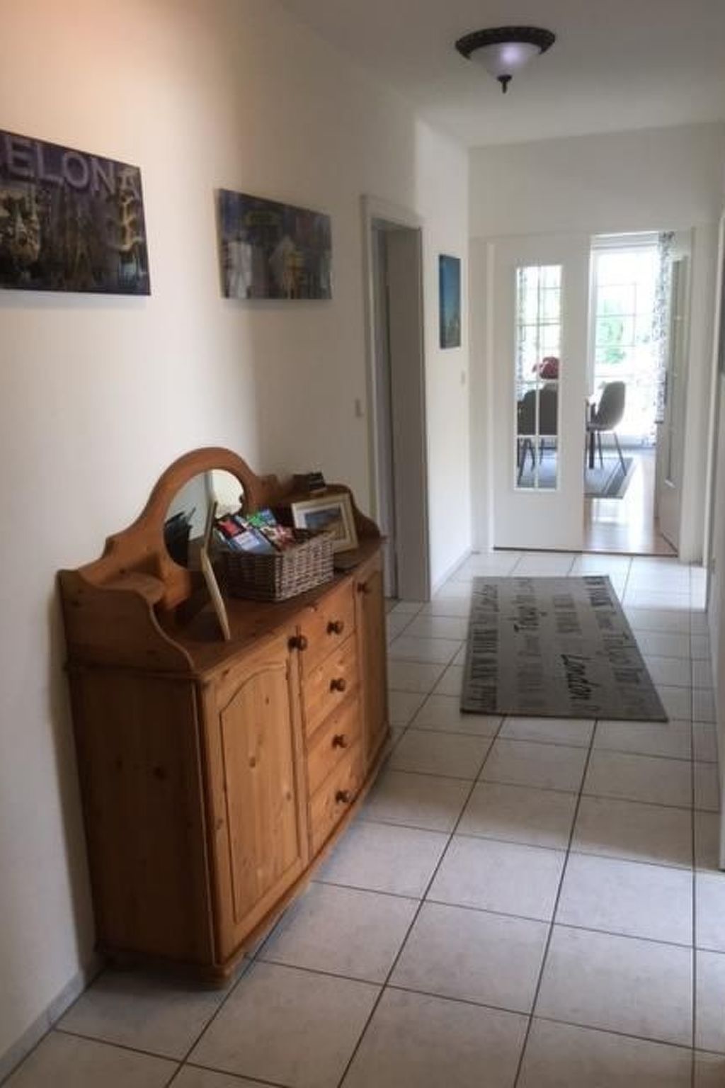 Modernisierte Ferienwohnung mit Balkon-Dedans