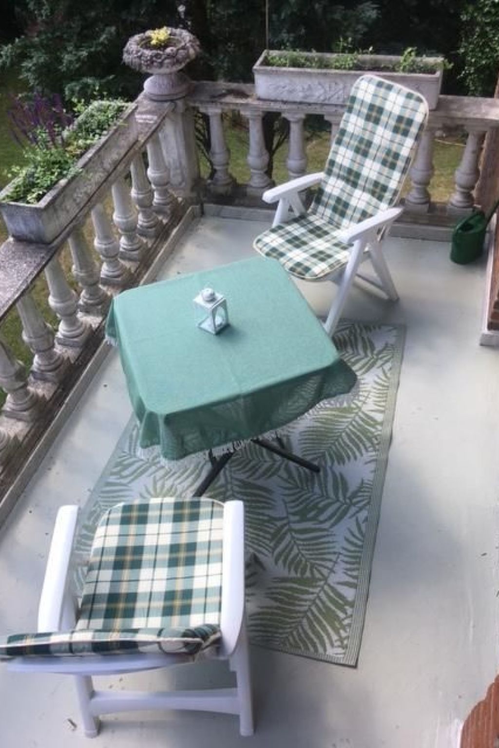 Modernisierte Ferienwohnung mit Balkon-Dedans