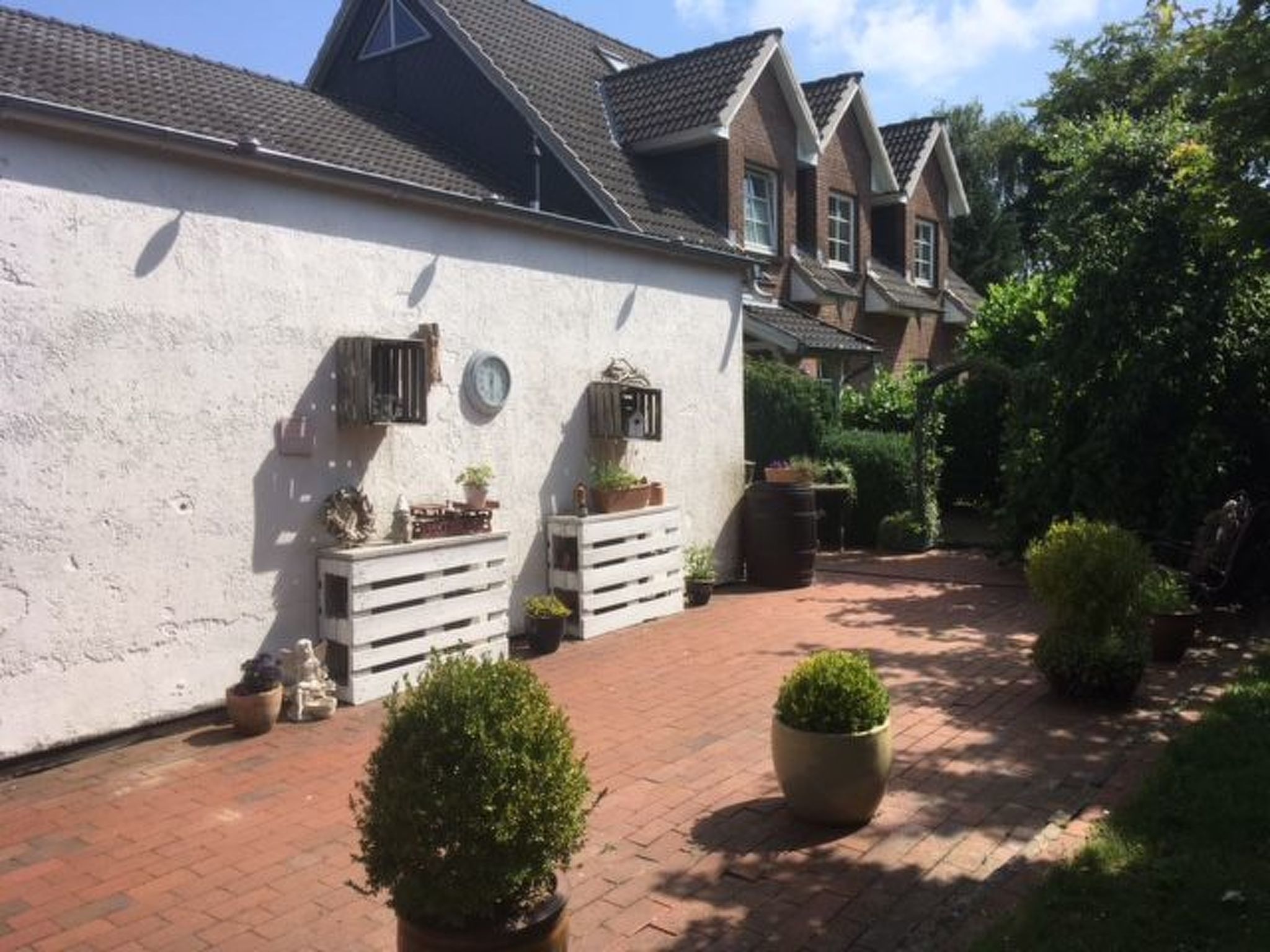 Modernisierte Ferienwohnung mit Balkon-Dedans