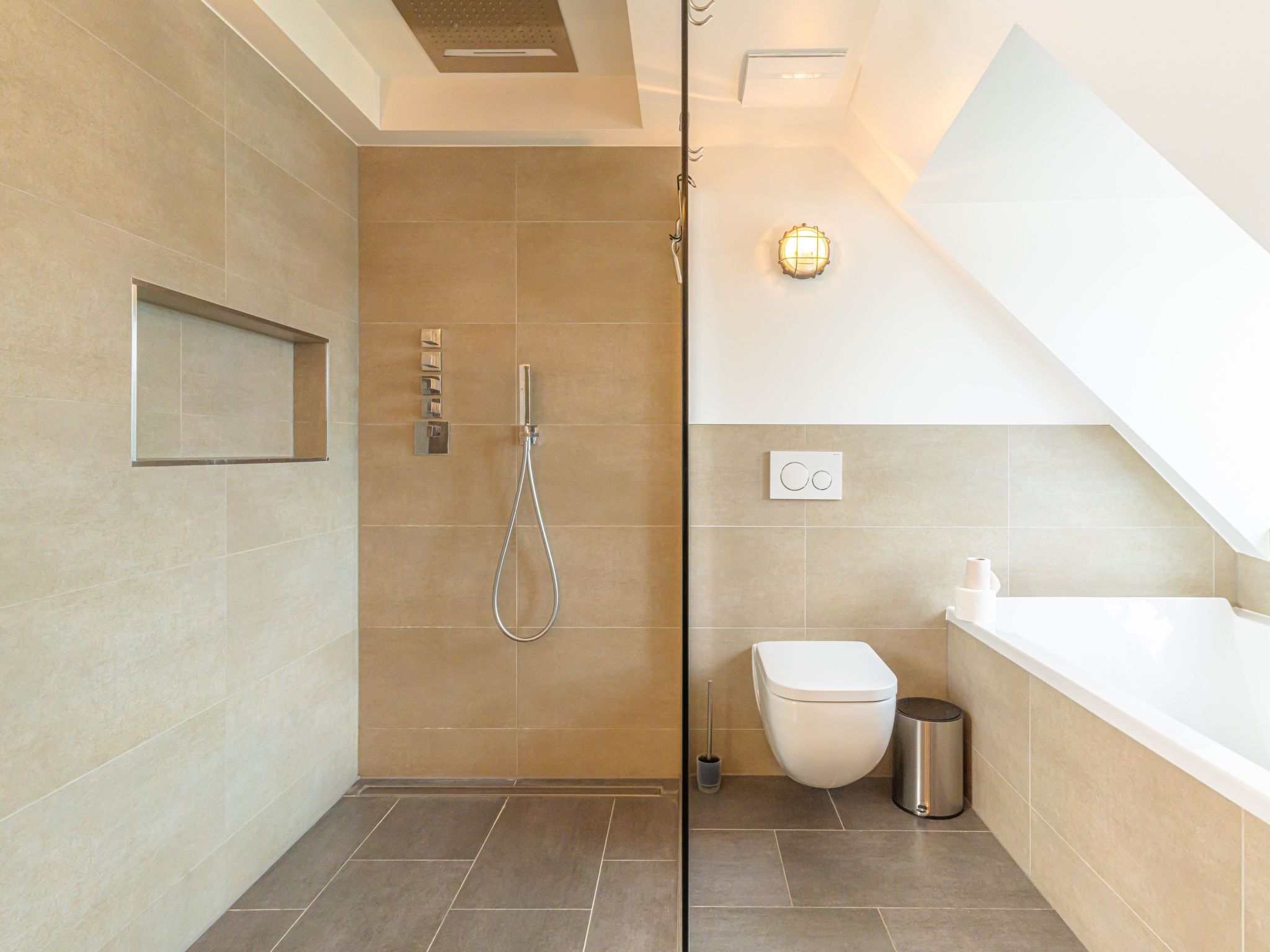 Schiffbrücke 40-Image-tags.info